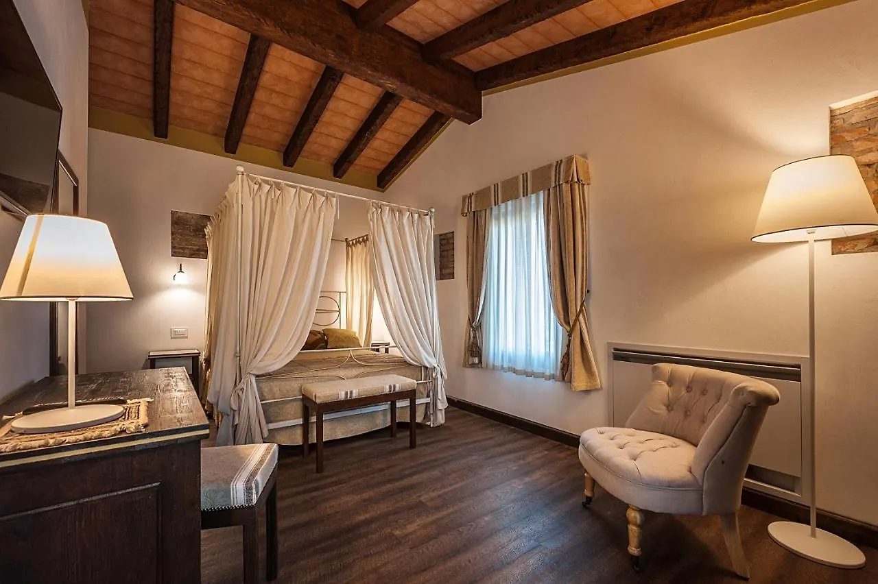 Locanda Bepa Ostiglia 3*,  Italy